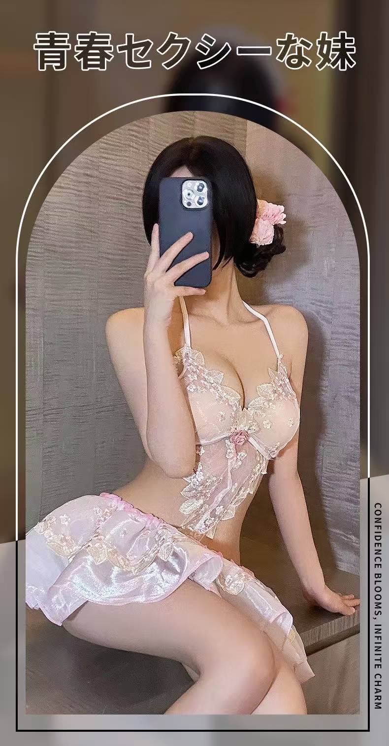 Bridal Veil Lace Lingerie Set with Puffy Princess Skirt and Embroidered Nightgown, Purple One Size — detail image 2