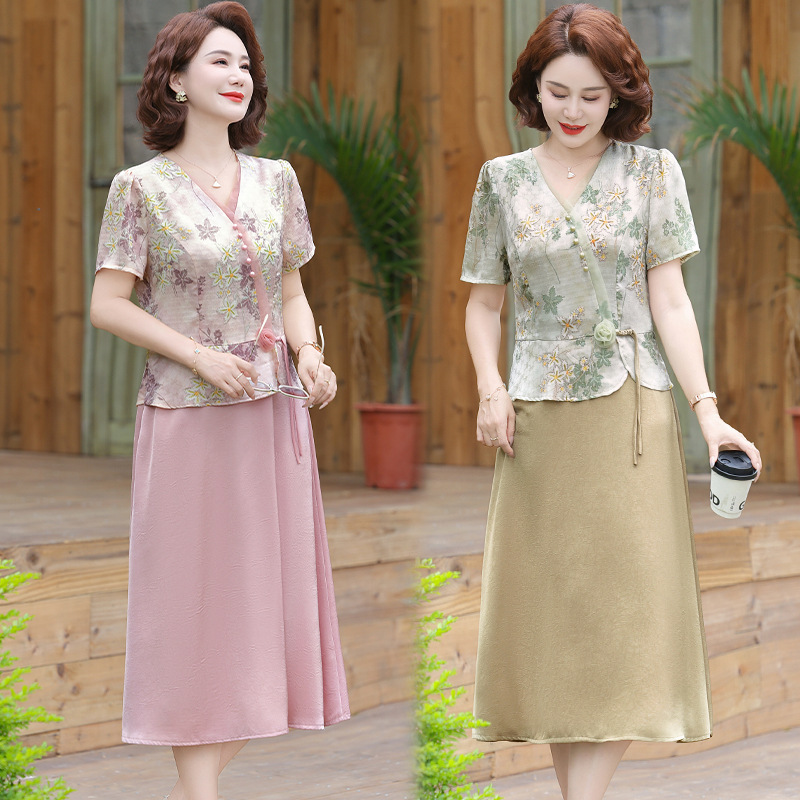 Temperament mother foreign style Chinese fashion fake two piece dress 2025 summer new middle-aged slim short sleeve skirt