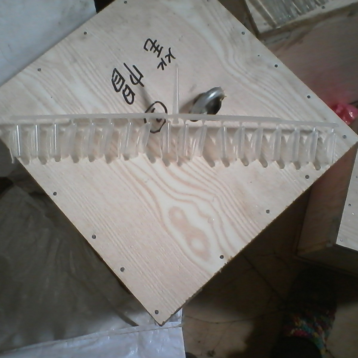 供应1出18笔帽模具