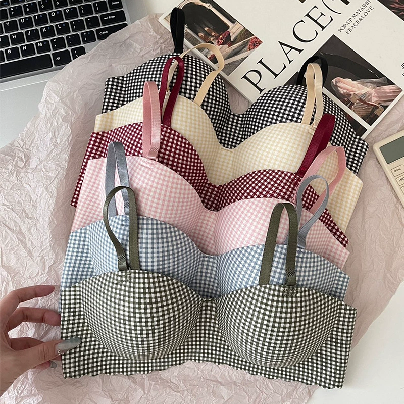 Трансграничная Юго-Восточная Азия Сладкая и без следов тонкая бра-небольшая грудь утолщена, чтобы собрать девичье нижнее белье без стального кольца