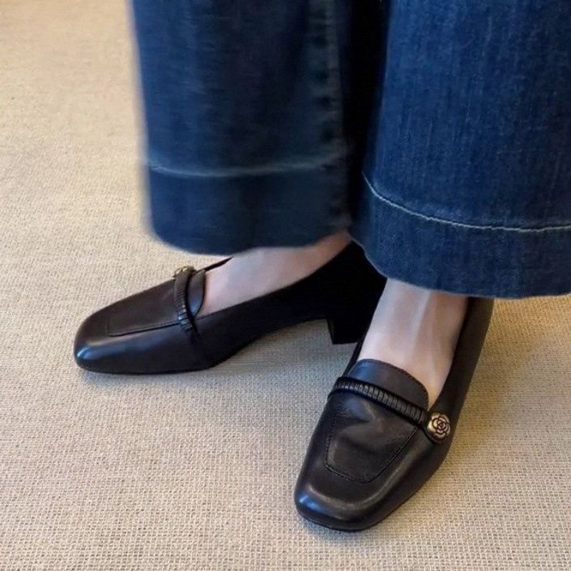 2026 verano nuevo zapatos de un pie Lefour zapatos de cuero retrógrado zapatos de textura simple Lefour zapatos de mujer zapatos de soltero