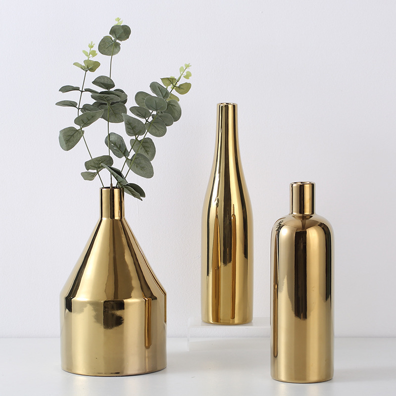Estilo nórdico de cerámica jarrón de oro galvanoplastia artesanía decoración conjunto de tres piezas decoración suave decoración del hogar al por mayor