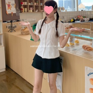 FAN �����I�����r��Ů������ϵ�������r��Jennieͬ�ļ��°�ɫС��
