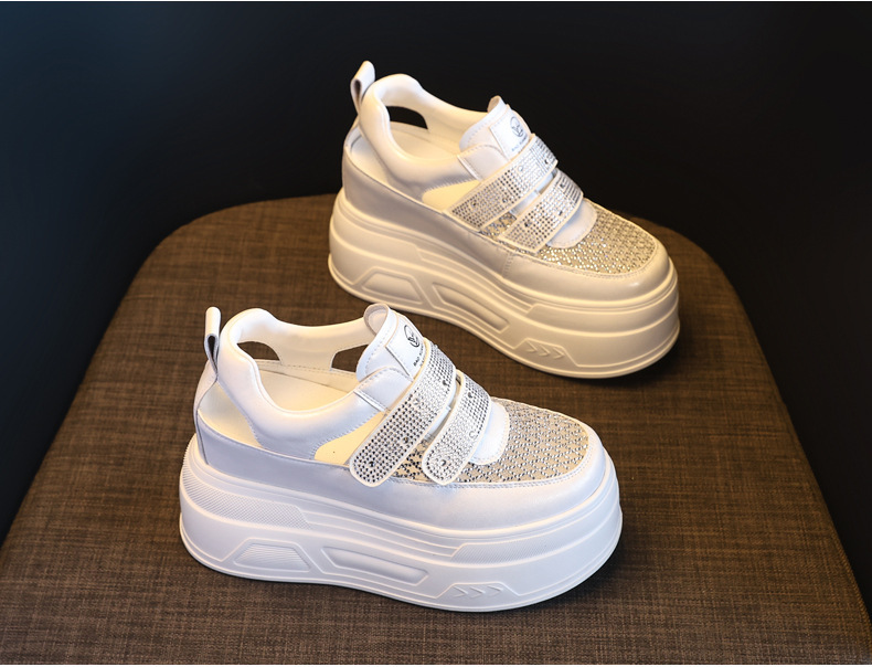 Giày sneaker nữ đế dày tăng chiều cao, phối rhinestone rỗng thoáng khí, form chunky — màu trắng chi tiết 4