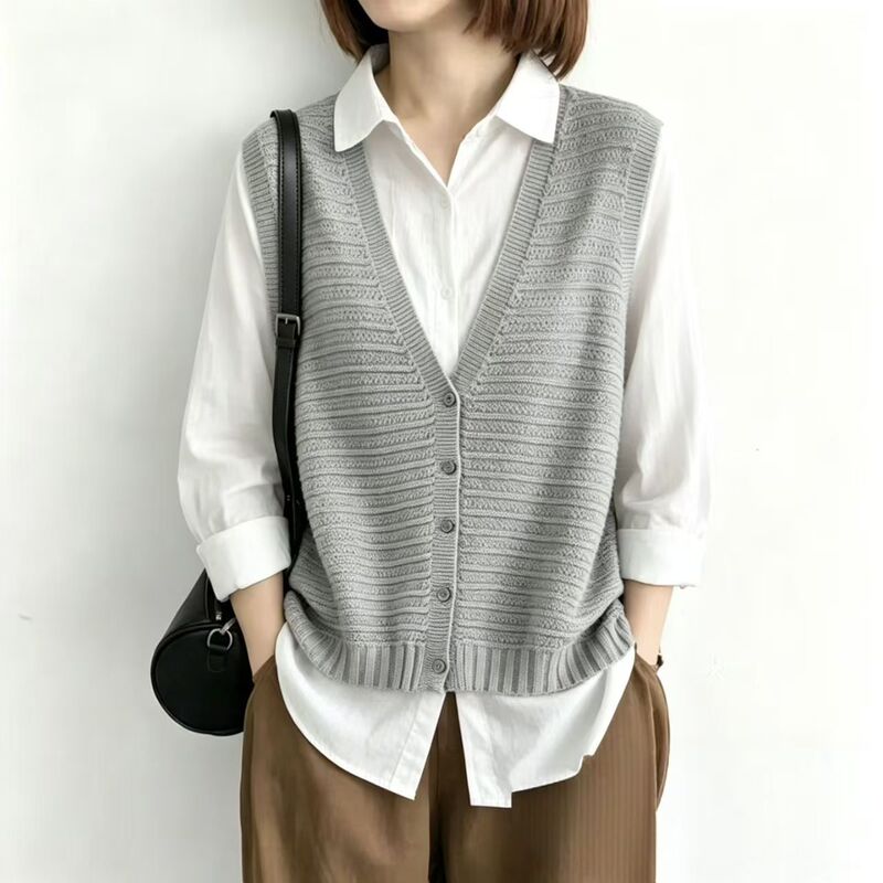 Plus-Size V-Neck Knitted Vest 2026 Spring and Autumn New Style Artistic Retro Loose Single-Breasted Sweater Vest for Women Plus-Size V-Neck Knitted Vest 2026 Spring and Autumn New Style Artistic Retro Loose Single-Breasted Sweater Vest for Women
