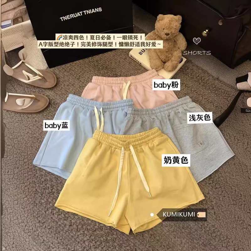 Loose and Versatile Fashion Drawstring Wide-Leg Casual Shorts for Women with Niche Design, Slimming and Mature Look