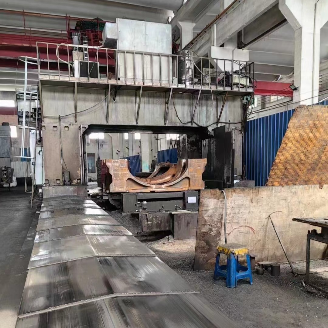 出售数控龙门五面体加工中心，数控立车，数控龙门移动式镗铣床