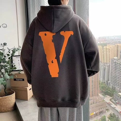 Tide-inspired winter hoodie for men, new arrival—stylish, youthful, and trendy 2024 ins-style lettered fleece-lined pullover for everyday wear