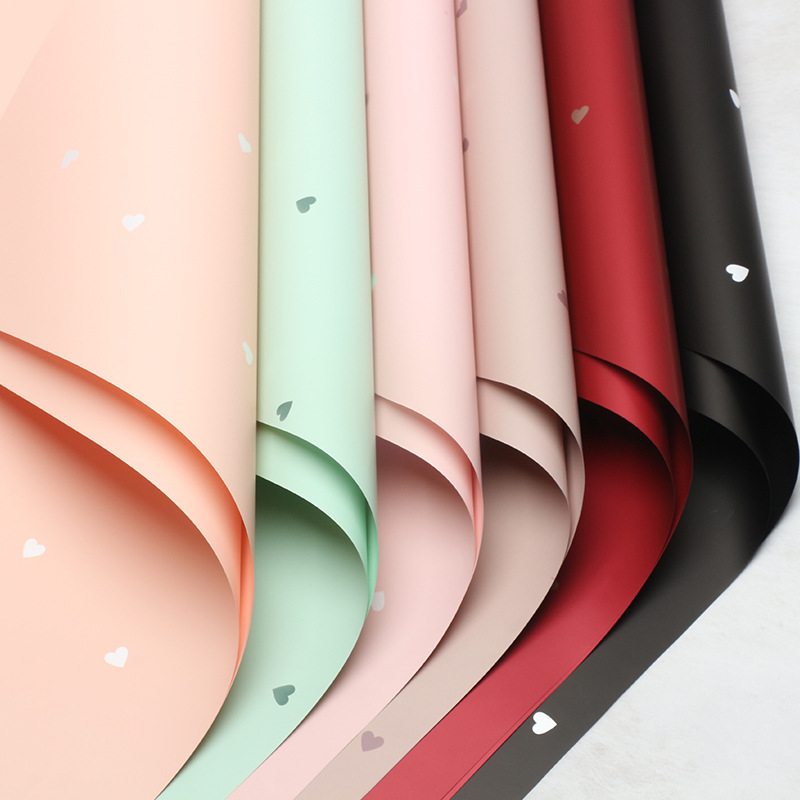 Huaxi cálido amor por el material de embalaje de ramo de flores de papel de embalaje impermeable florista material de ramo de flores