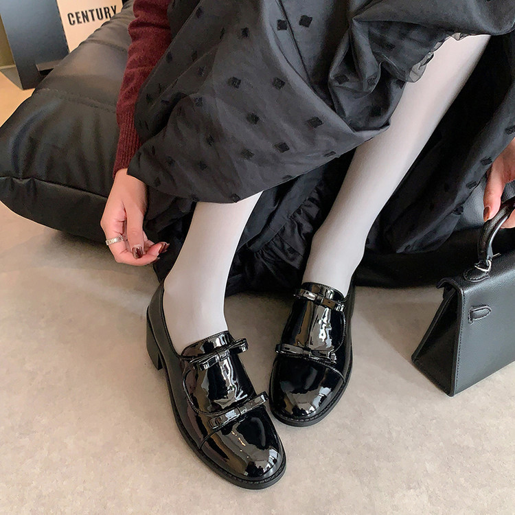 本革の丸い蝶結びの小さい革靴の太さと靴の女性のメアリー珍靴の楽福靴の中で女性の深い口の靴と潮があります。|undefined