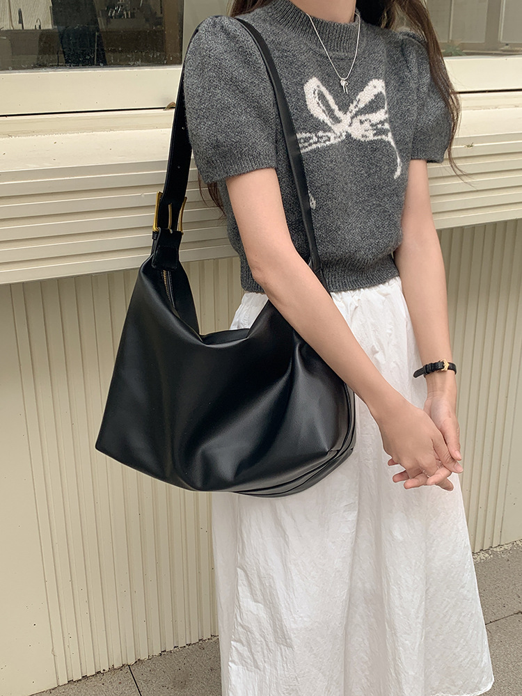 Korean Versatile Soft Collapse and Minimalist Style Single Shoulder Big 2024 New Women's Large Capacity Crossbody Bag_voghion.com