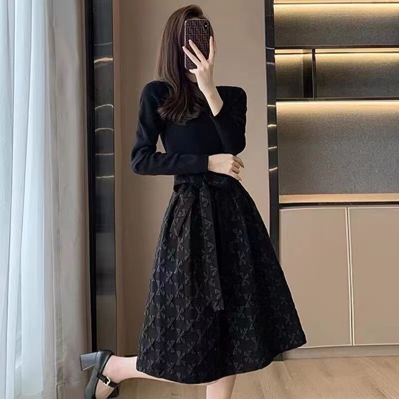 Elegant black dress for women, 2026 spring and autumn new fashion jacquard mid-length waist-cinching slimming A-line dress Elegant black dress for women, 2026 spring and autumn new fashion jacquard mid-length waist-cinching slimming A-line dress