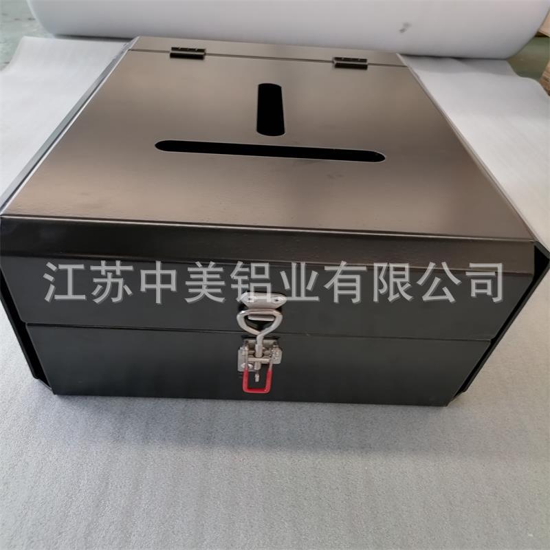 小型卡车 皮卡用长方形工具箱，方箱子