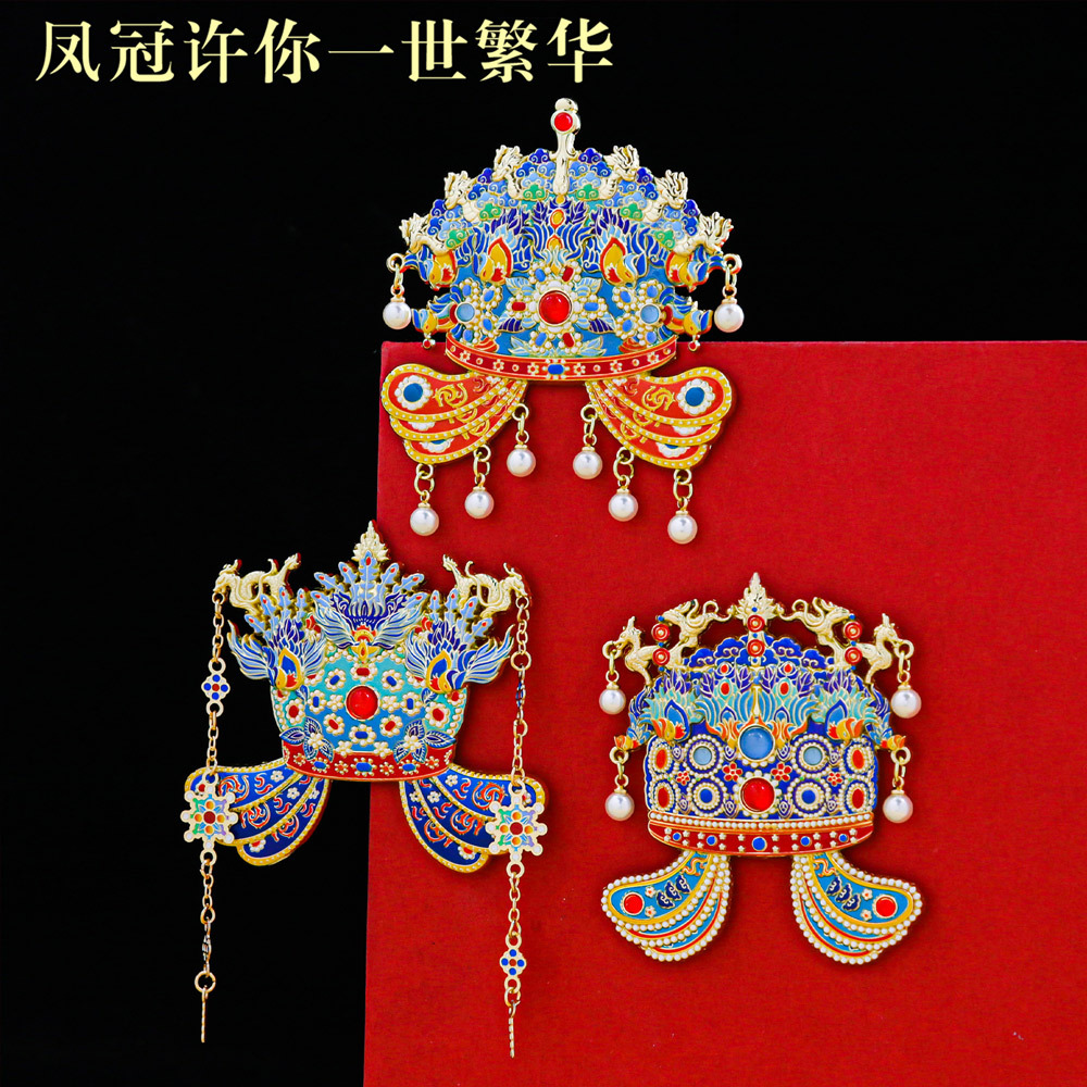 鳳冠冷蔵庫は故宮国風博物館の文創観光記念品の特色の贈り物を貼ります。