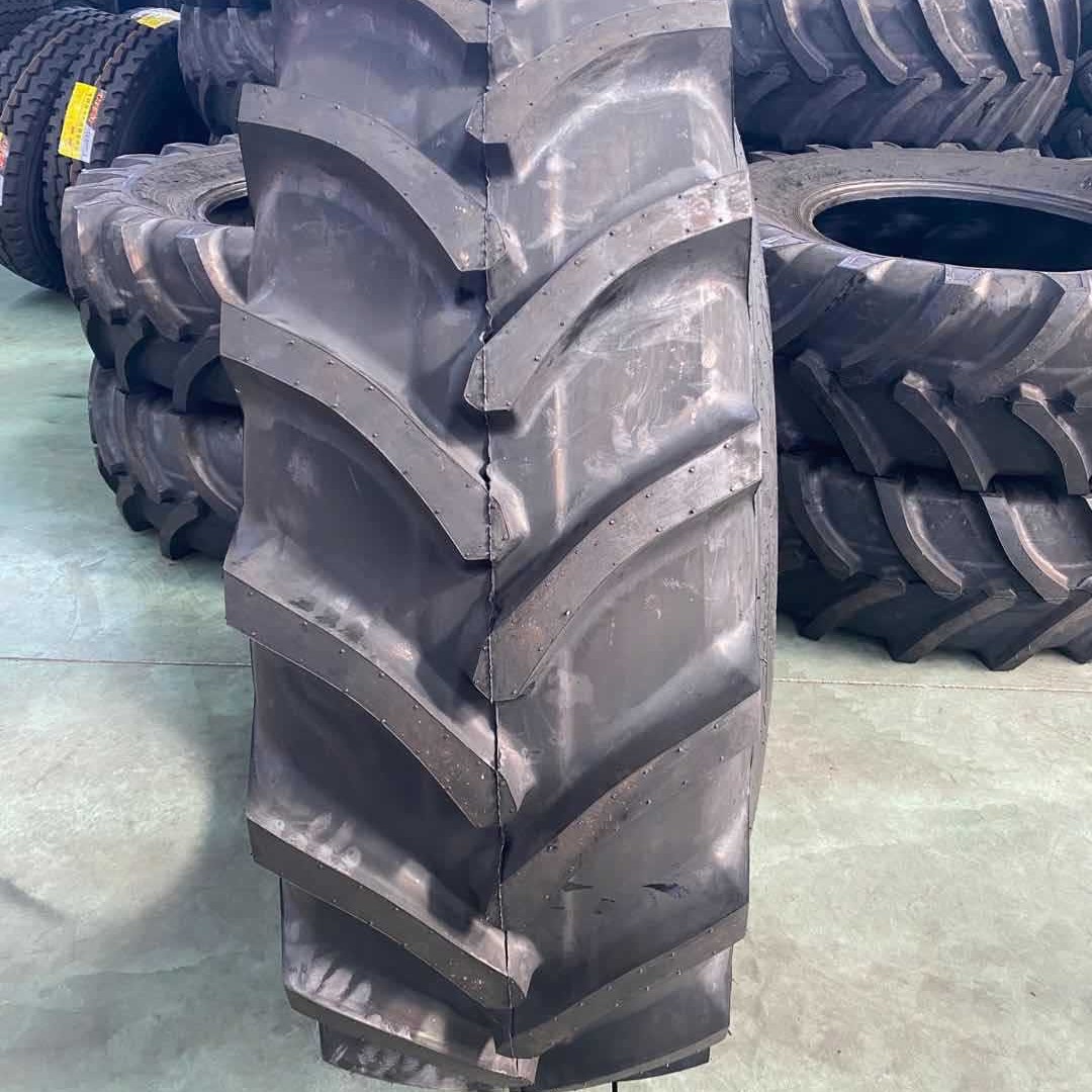 现货供应18.4-26 18.4-30 R-1 农用人字拖拉机轮胎旱田轮胎