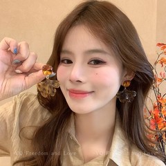港风复古咖色银杏叶耳钉女秋季美拉德气质高级感耳环独特设计耳饰
