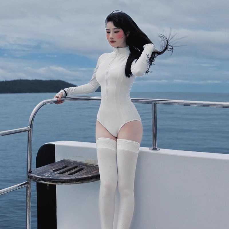 女性用サーフィン水着、長袖ボクサーパンツ、プロ仕様の日焼け止めUPF50+女性用ワンピース速乾ウェットスーツ、クラゲスーツ|undefined