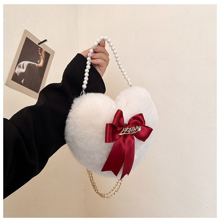Women's Small Plush Letter Bow Knot Cute Zipper Shoulder Bag display picture 10