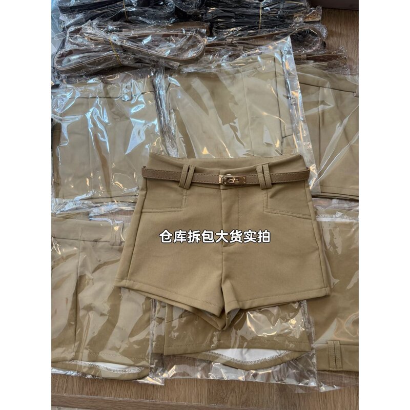 Plus-Size Shorts with Belt, Vintage Coffee Color, High-Waisted Casual A-Line Boot Shorts, Slimming and Versatile, Suitable for Spring and Autumn, Hot Pants for Women