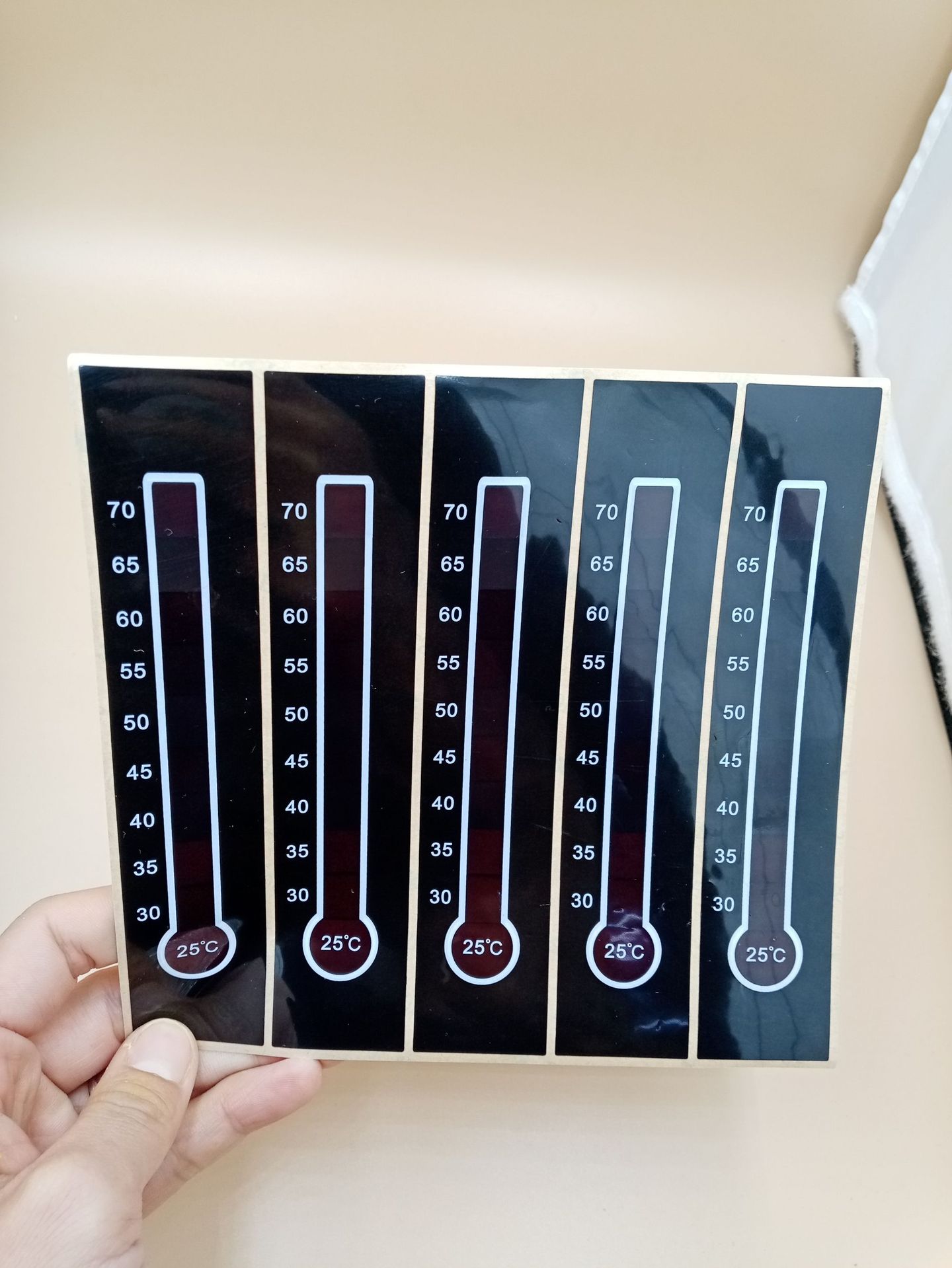25-70度可逆测温纸 NWDJ-1D 可反复变色测温贴片温度标签150*30㎜