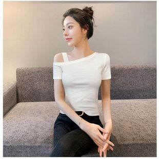 һ�ּ�Ī�����޶���Ů�ļ��¿�¶���Ը��i���OӋ��С��t�����³�