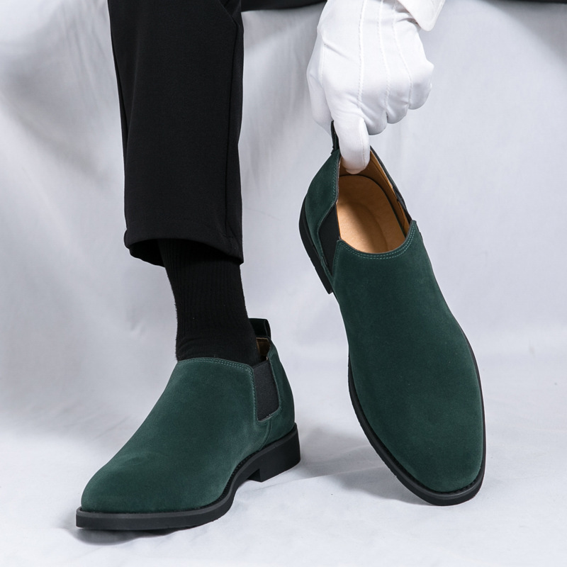 Zapatos de cuero simples transfronterizos de talla grande para hombres 2025 otoño e invierno nuevos zapatos de guisantes perezosos de cuero esmerilado para hombres