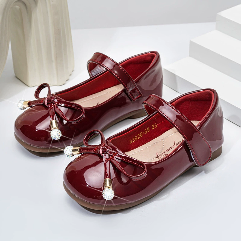 Детские кожаные туфли для девочек, весна-осень 2025, новые мягкие туфли, туфли-принцессы для маленьких девочек, универсальные балетки для малышек