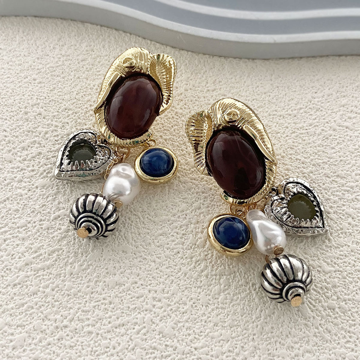 Pearl Gemstone Animal Drop Earrings Vintage Style Jewelry_voghion.com