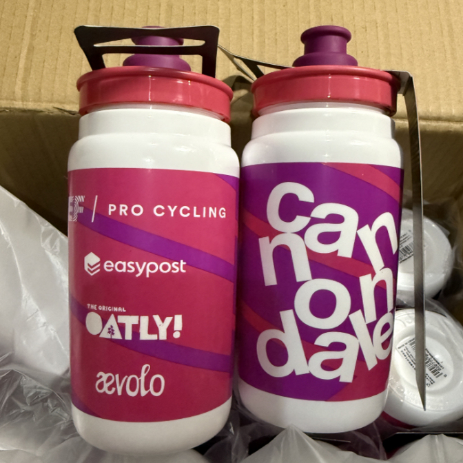 Suitable for Cycling Water Bottles, Fly Team Cycling Team Edition, Road and Mountain Bike Water Bottles and Cups