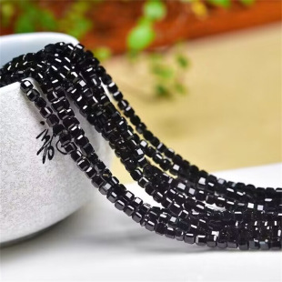��Ȼ�ڱ̭t�����н�ɢ����Ʒ���K�ߴ�2.5m����diy�Ʒ���