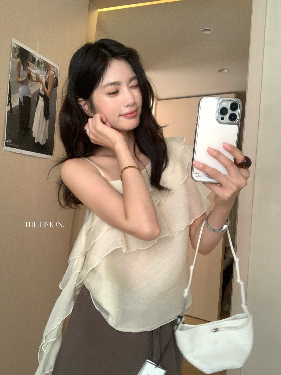 Áo sơ mi nữ một vai xếp tầng phối ren, tay ngắn, phong cách Hàn Quốc — màu đen, Màu cà phê, màu cam, màu mơ chi tiết 11