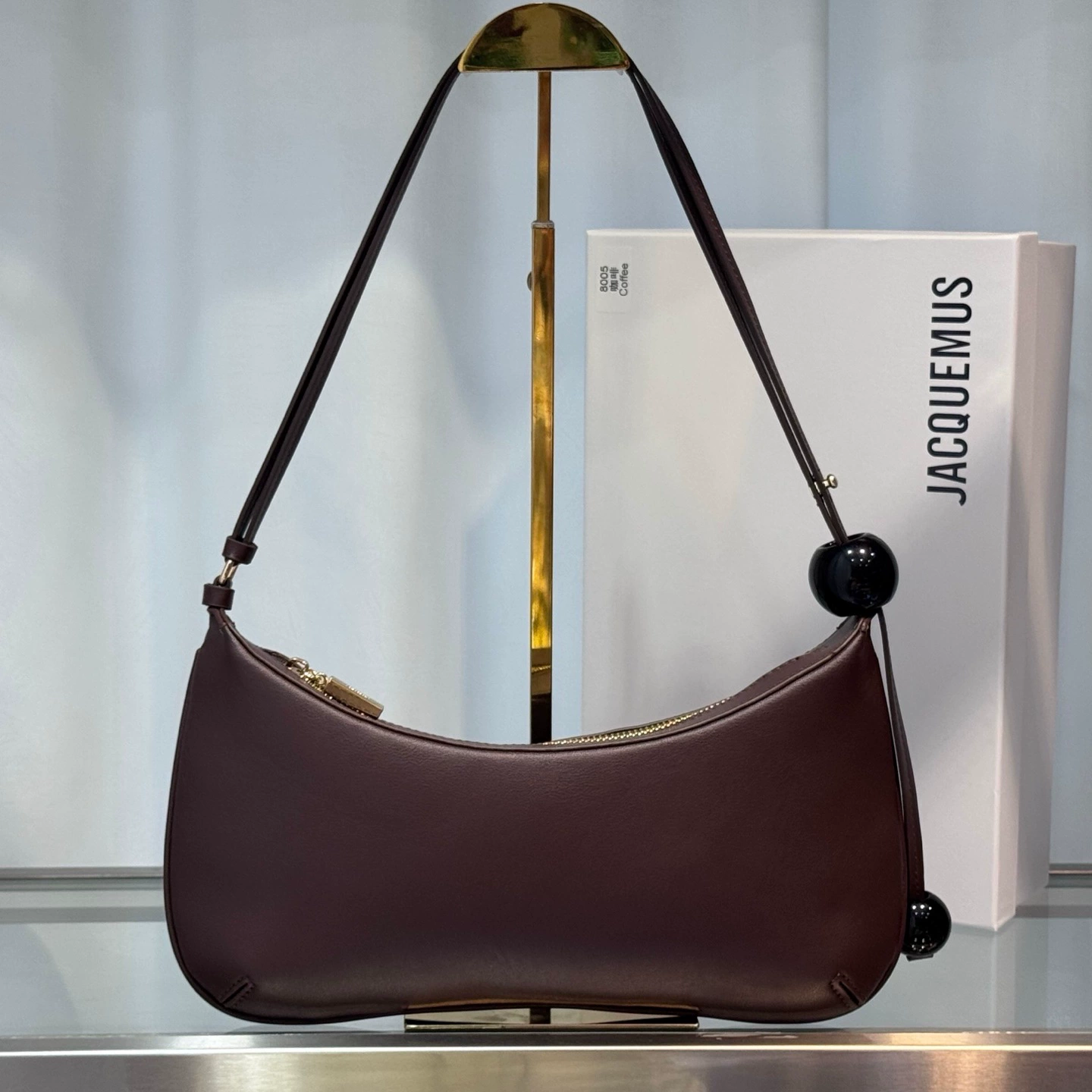 Сумка-«подмышка» baguette (Jacquemus), натуральная кожа, 30×11,5×6 см, кофе или чёрный