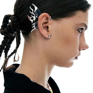 God Gift Butterfly Ear Hanging European and American Fashion Creative Personality Niche Design Ear Clip High Earrings