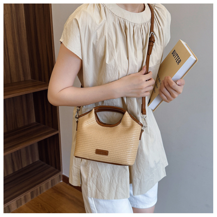 Fashionable bucket bag for women 2025 Summer new style work and commuting patchwork woven bag, simple and casual single-shoulder small bag, trendy undefined