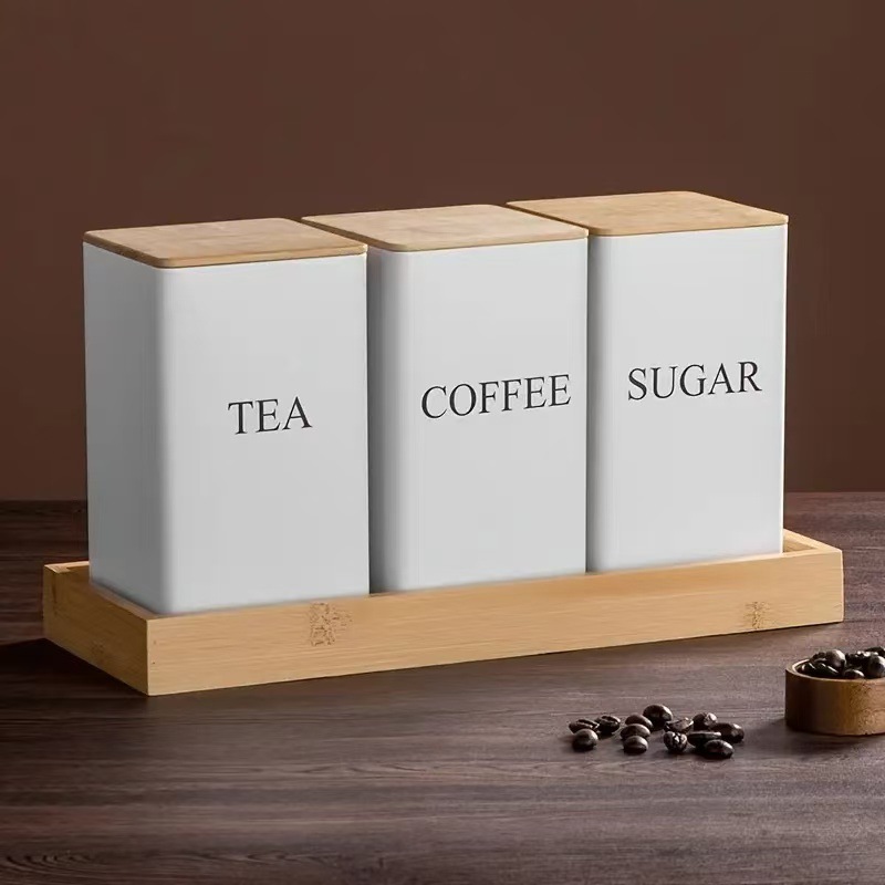 Embalaje sellado de cubierta de bambú en el sitio en latas de estaño simple de té azúcar té café caja de hierro de café