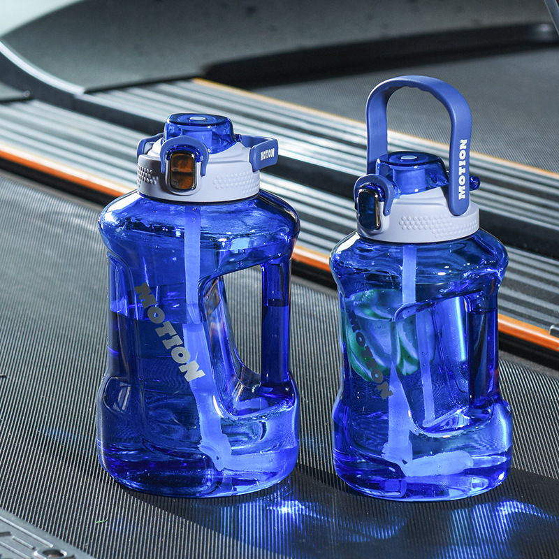 New trendy pop-top straw-handled outdoor portable large-capacity sports water bottle&mdash;Tonton Bucket with free stickers and a storage pouch