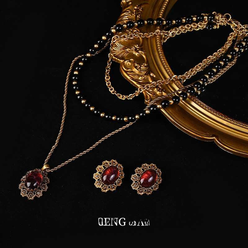 Qingdao mid-ancient jewelry multi-color lace pearl necklace stud earrings Women's Light luxury texture retro jewelry suit_voghion.com