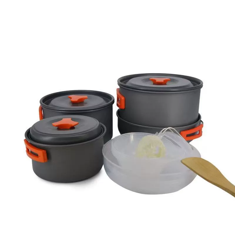 Outdoor pot pot picnic supplies pots and pots cooker tableware set 2-3 people camping 4-5 portable outdoor rock