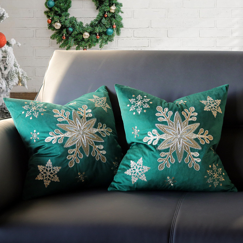 ヘラジカのクリスマスツリーブロンズ枕カバー、秋冬スノーフレーク刺繍クッションカバー45*45、クロスボーダーホットセール|undefined