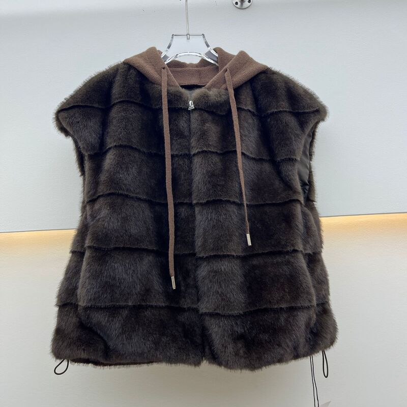 2025 Autumn and Winter Export Women's Clothing Environmentally Friendly Mink Fur Vest Short Korean Style Hooded Vest Fur Trendy Style