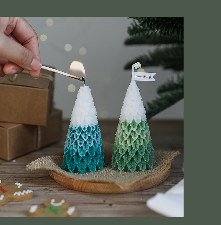 Christmas Romantic Christmas Tree Paraffin Indoor Candle 1 Piece display picture 2