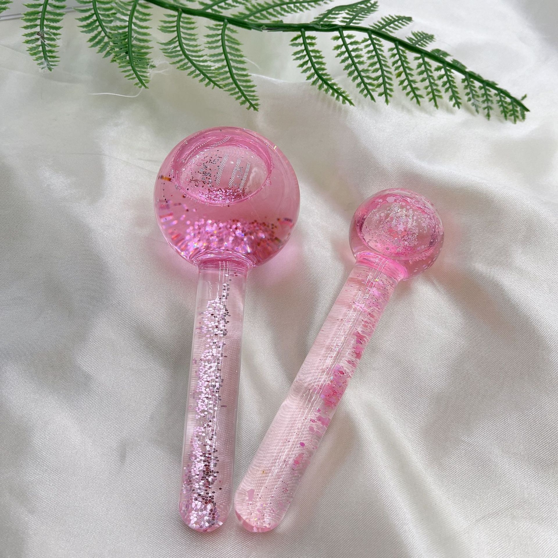 Transfronterizo Amazon Hockey sobre hielo Bola de belleza Pink Crystal Hockey sobre hielo Terapia de hielo Masaje facial Vidrio Bola de belleza Bola de hielo