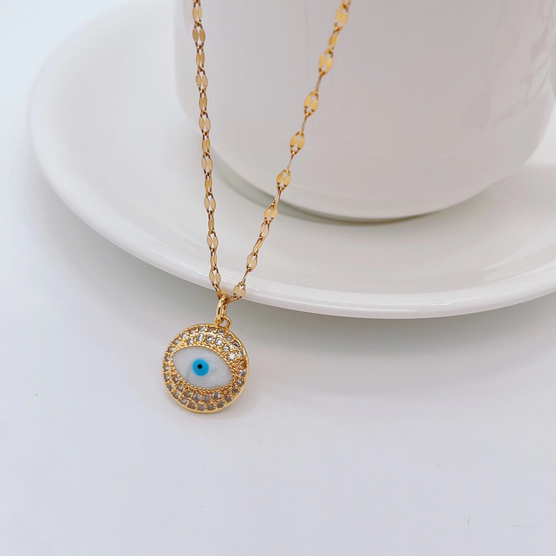 Fashion Round Devilu0027S Eye Heart Shape Titanium Steel Necklace Plating Rhinestone Stainless Steel