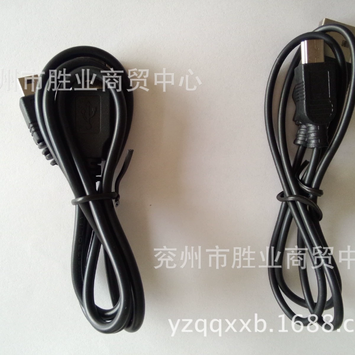 Оптовый V3 V8 миллиарда бренд plug-in динамик USB кабель питания карточка динамик питание 5V вход