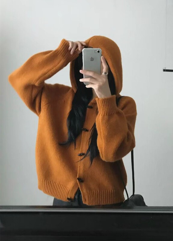 韩系复古牛角扣连帽毛衣开衫女宽松秋冬新款慵懒风显瘦针织衫外套|undefined