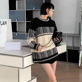 2025年秋冬新款圆领拼色羊毛衫女宽松百搭费尔岛休闲慵懒风上衣