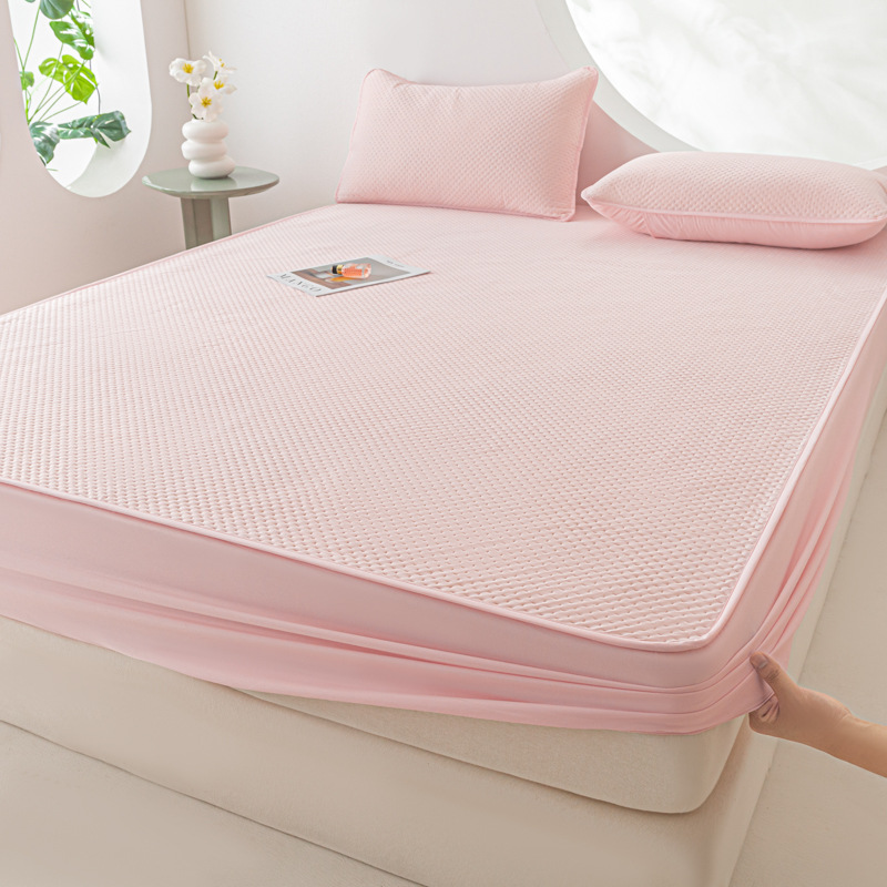 2025 nueva y cómoda funda de cama de seda helada de verano fresco de una sola pieza cubierta protectora de colchón de clase A de verano juego de tres piezas 3