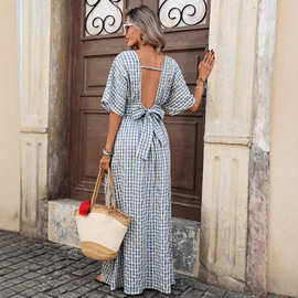 跨境欧美外贸复古小众气质露锁骨方领格子收腰落肩袖连衣裙女