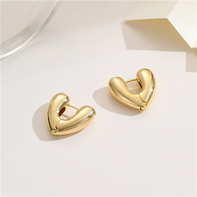 Fashion Heart Shape Copper Earrings 1 Pair