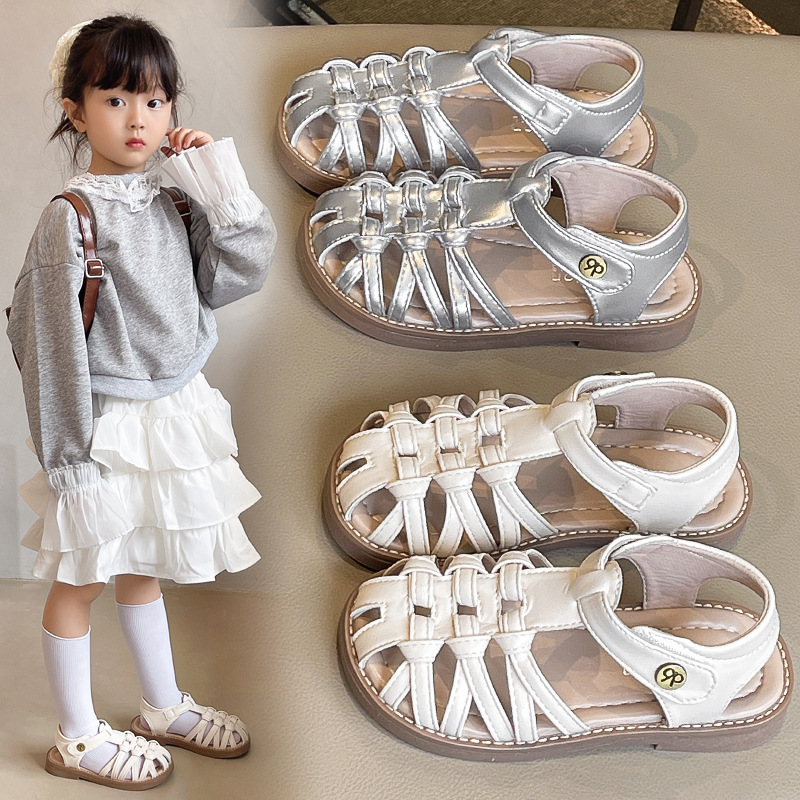 Sandallas princesa de niñas 2025 nuevos zapatos de verano para niños sandalias romanas de moda tejidas zapatos de playa de niñas image 1